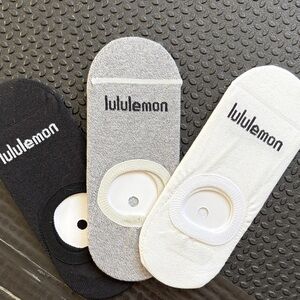 Brand new lululemon daily essential socks